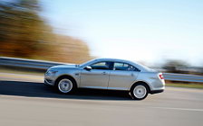 Обои автомобили Ford Taurus - 2010