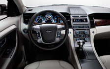   Ford Taurus - 2010