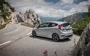   Ford Fiesta ST200 - 2016