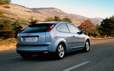   Ford Focus Hatchback 3door - 2004