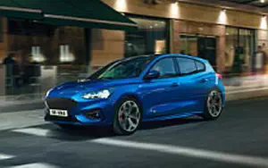 Обои автомобили Ford Focus ST-Line - 2018
