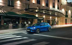 Обои автомобили Ford Focus ST-Line - 2018