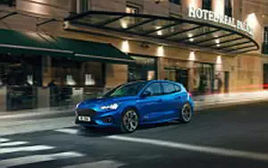 Обои автомобили Ford Focus ST-Line - 2018