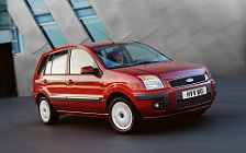   Ford Fusion - 2005