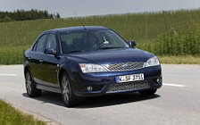 Обои автомобили Ford Mondeo Titanium V6 - 2004