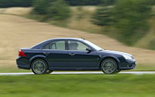 Обои автомобили Ford Mondeo Titanium V6 - 2004