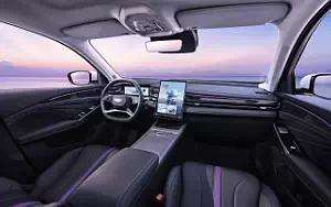   Geely Preface L - 2024