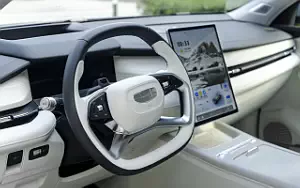   Geely Preface L - 2024