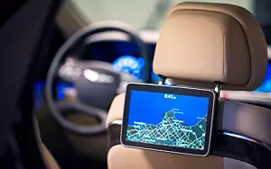   Genesis G90 US-spec - 2016