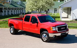   GMC Sierra 3500 HD SLT Crew Cab - 2011