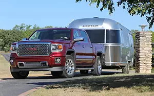   GMC Sierra Denali Crew Cab - 2014