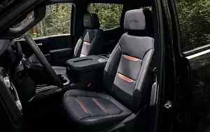   GMC Sierra AT4 Crew Cab - 2018