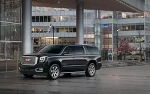   GMC Yukon XL Denali - 2014