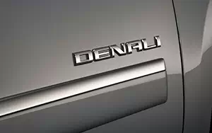  GMC Yukon Denali - 2012