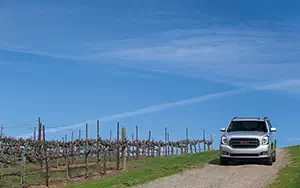   GMC Yukon SLT - 2014