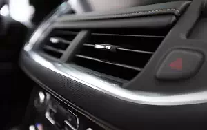   GMC Yukon AT4 - 2020
