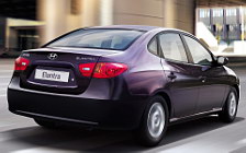  Hyundai Elantra 2009