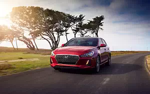   Hyundai Elantra GT US-spec - 2017