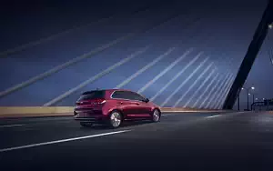   Hyundai Elantra GT US-spec - 2017