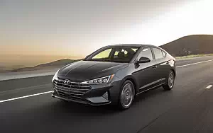   Hyundai Elantra Limited US-spec - 2018