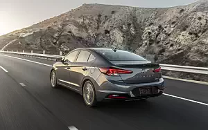   Hyundai Elantra Limited US-spec - 2018