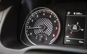   Hyundai Elantra Limited US-spec - 2018