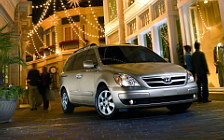  Hyundai Entourage 2009