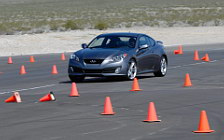  Hyundai Genesis Coupe 2010