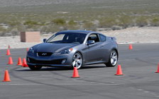  Hyundai Genesis Coupe 2010