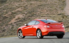  Hyundai Genesis Coupe 2010