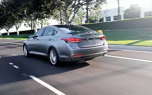  Hyundai Genesis US-spec - 2014
