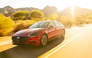   Hyundai Sonata Limited (Calypso Red) US-spec - 2019