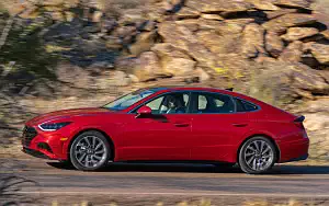   Hyundai Sonata Limited (Calypso Red) US-spec - 2019