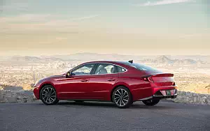   Hyundai Sonata Limited (Calypso Red) US-spec - 2019