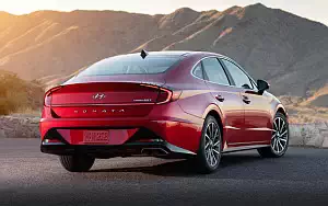   Hyundai Sonata Limited (Calypso Red) US-spec - 2019