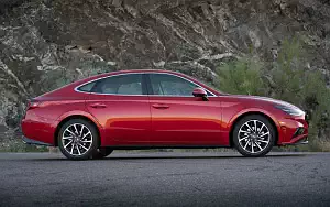   Hyundai Sonata Limited (Calypso Red) US-spec - 2019