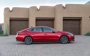   Hyundai Sonata Limited (Calypso Red) US-spec - 2019