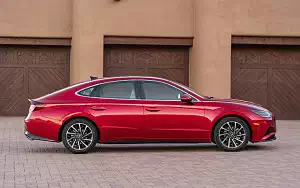   Hyundai Sonata Limited (Calypso Red) US-spec - 2019