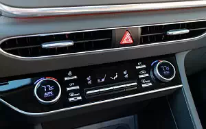  Hyundai Sonata Limited (Calypso Red) US-spec - 2019