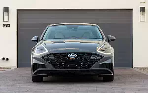   Hyundai Sonata Limited (Portofino Gray) US-spec - 2019