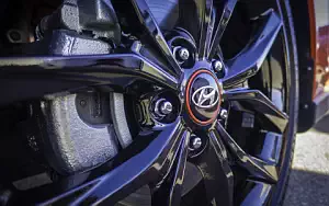   Hyundai Veloster Turbo R-Spec US-spec - 2018