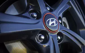   Hyundai Veloster Turbo R-Spec US-spec - 2018