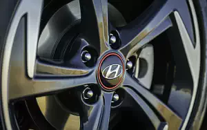   Hyundai Veloster Turbo US-spec - 2018