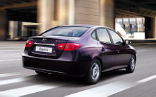   Hyundai Elantra - 2006