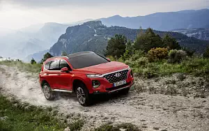   Hyundai Santa Fe - 2018