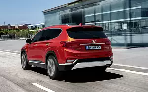   Hyundai Santa Fe - 2018