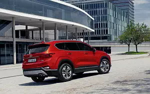   Hyundai Santa Fe - 2018