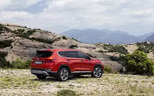   Hyundai Santa Fe - 2018