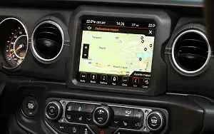   Jeep Wrangler Unlimited Sahara EU-spec - 2018