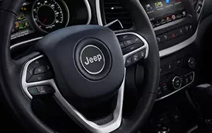   Jeep Cherokee Limited - 2013